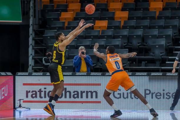 在他执教法 在他执教法